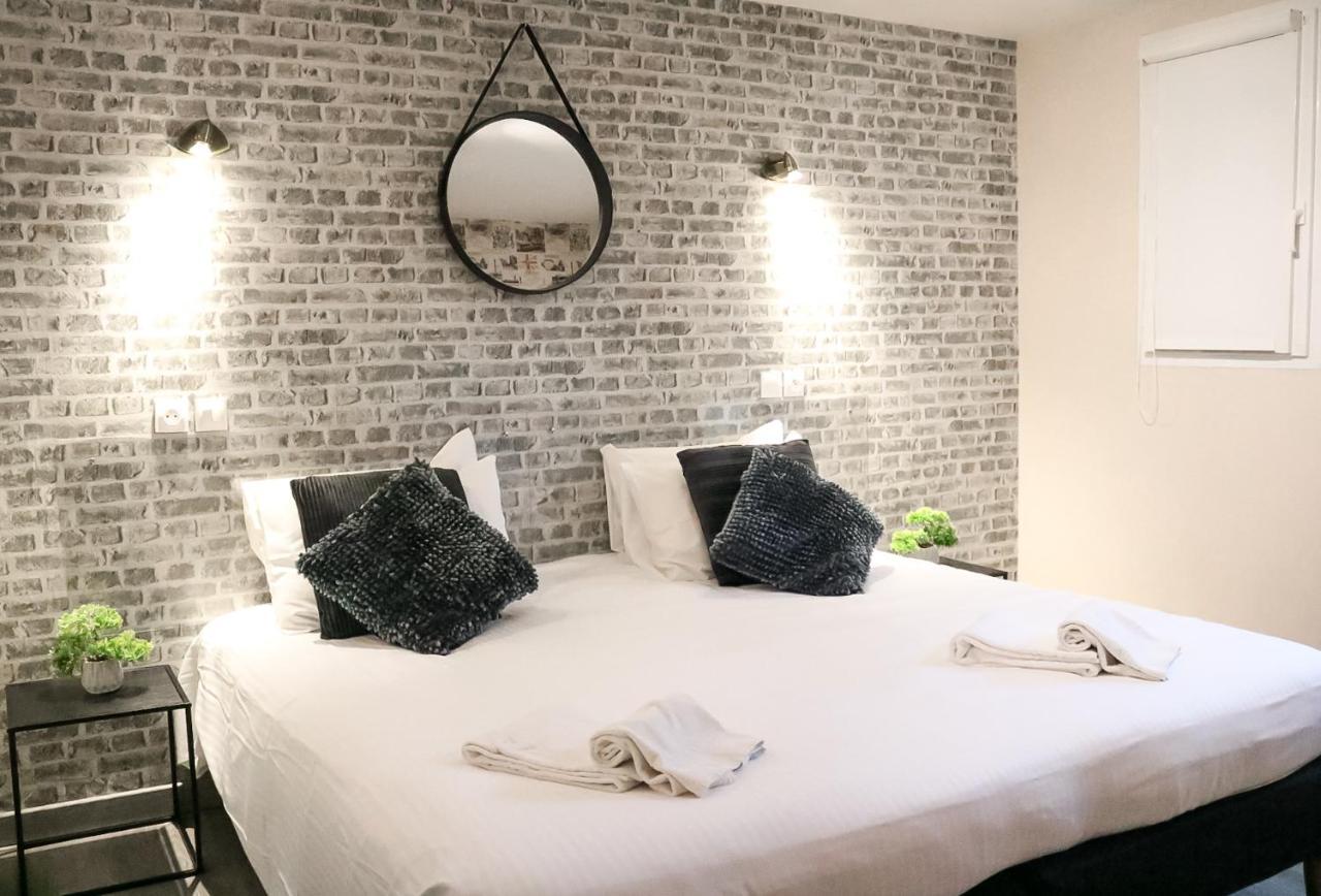 Maria Grazia Hotel Saint-Gâtien-des-Bois Kültér fotó