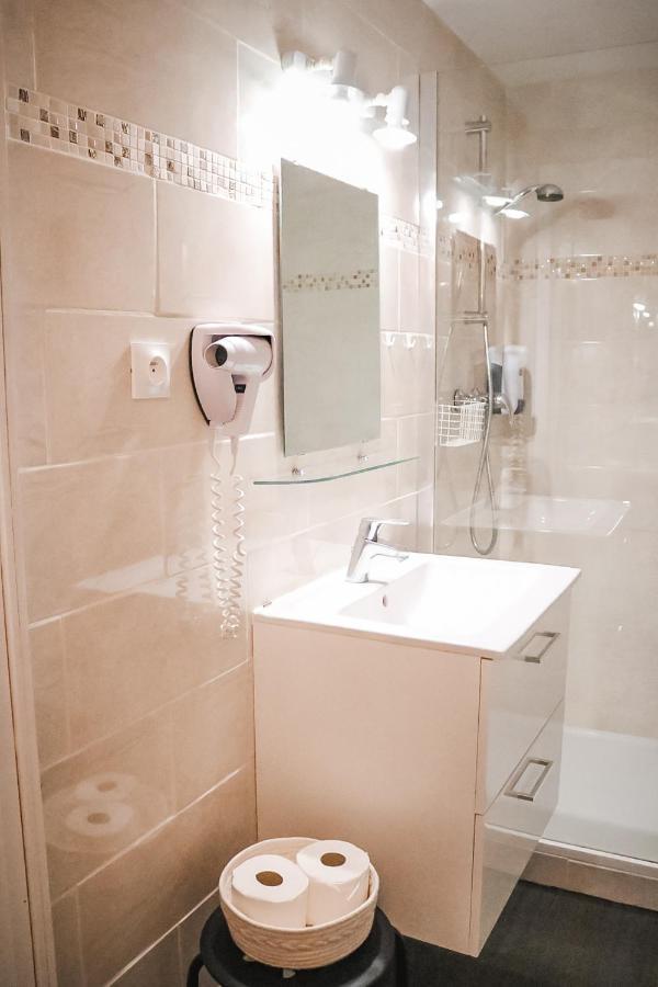 Maria Grazia Hotel Saint-Gâtien-des-Bois Kültér fotó